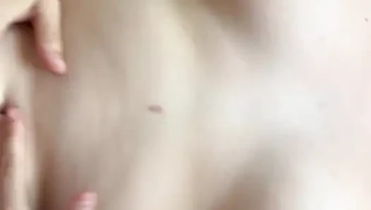 Pria menggunakan skema pickup lama untuk masuk ke vaginanya yang panas