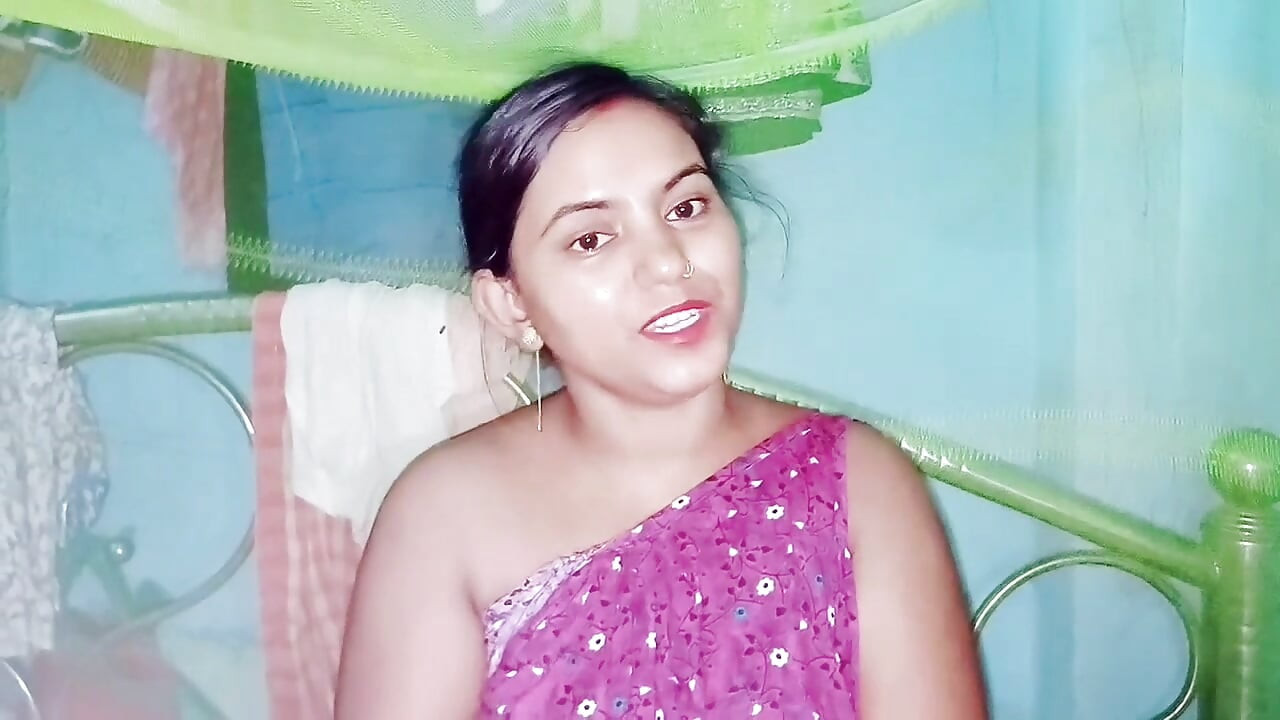Desi-Indische Stiefschwester beim Squirt-Orgasmus-Sex-Video