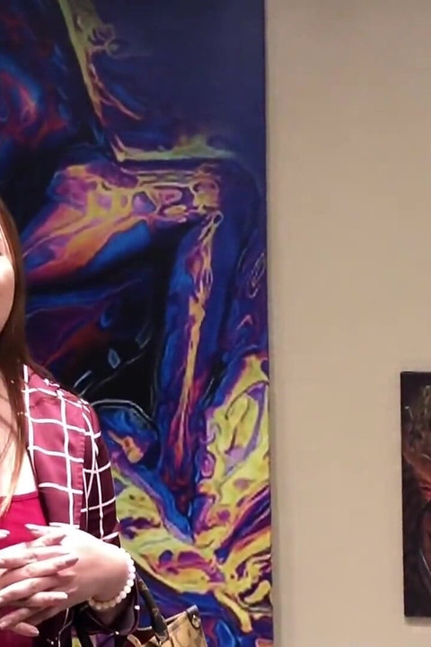Art Colllector Got a Quickie Blowjob Inside the Museum