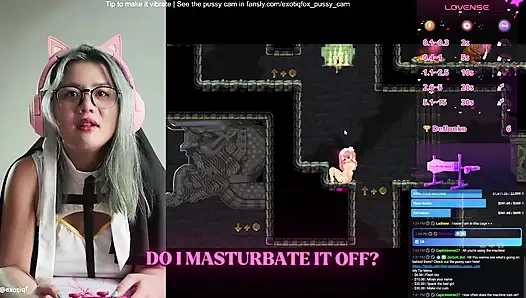 Непристойный бог геймплея - Gabbi играет как возбужденная божественная шлюшка в течке