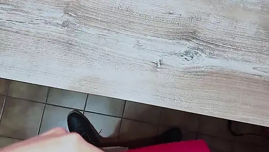 31 talimatı öğretmen prezervatifi sana sokuyor ve onu sikmene izin veriyor