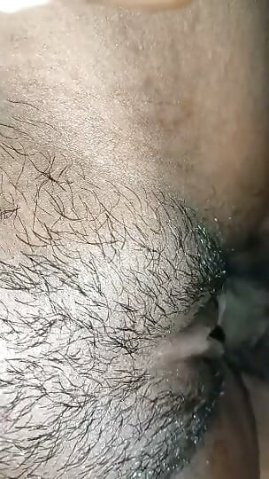 Bhabhi fodida no cu pelo pau do cunhado em estilo missionário com gemidos em hindi