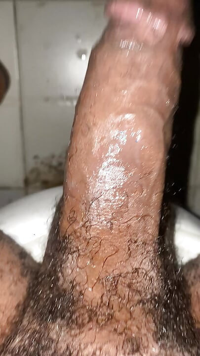 Blackmamba21 Late-night Lube Session - Real Solo Masturbation on Her Toilet