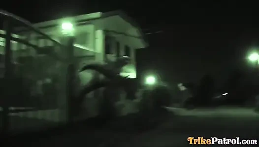 Фрики выходят ночью