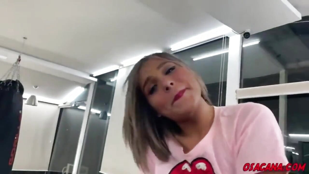 两个渴望鸡巴的性感美女