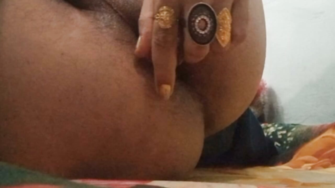 INDIAN Crossdresser Trans ( SHEMALE ) Ass Fuck Self Fuck