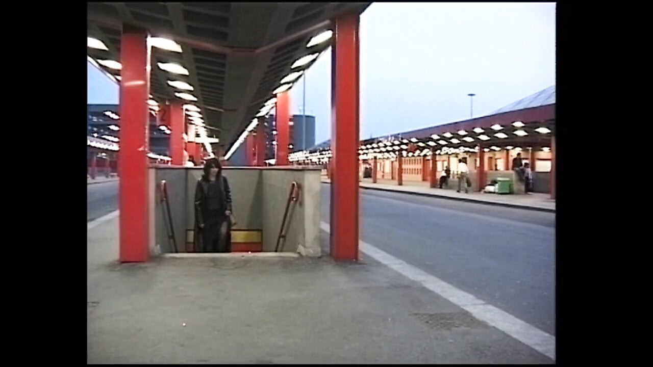 Gigolo for Italians in heat! (Scene 04)