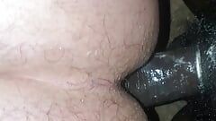 Une grosse salope se fait éjaculer sur mon cul