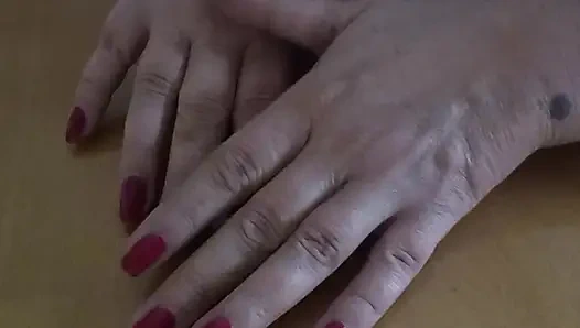 Sadece ellerim... Ne hayal ediyorsun