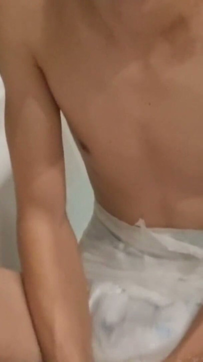 ABDL Diaper Boy Playing in The Bath | Clip 1
