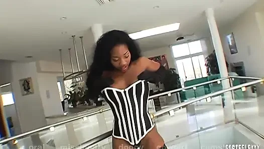Ebony Goddess Lori Alexia Teases Fucker With Sultry Body Before Sucking His Dick