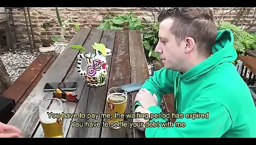 Cowok ini rela ngajuin istrinya untuk bayar hutang