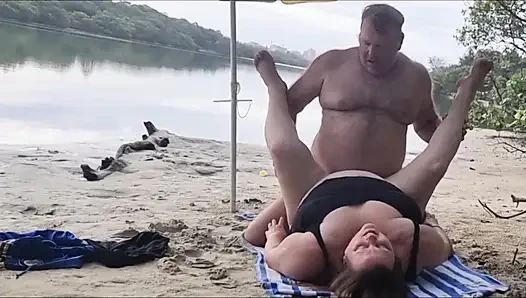 Hampir kepergok ngentot di sungai - exclusive di faphouse