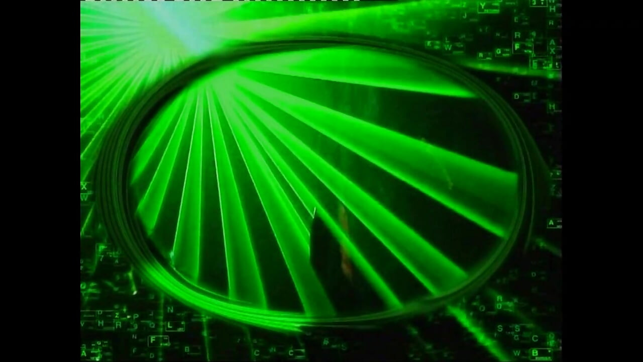 Espejo espejo en el culo de la pared follado y corrido en la más hermosa del reino