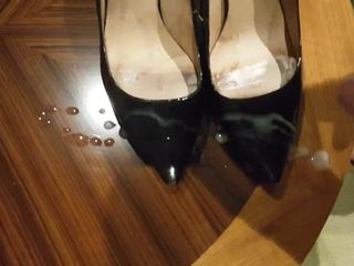 Big load for wife's patent black heels