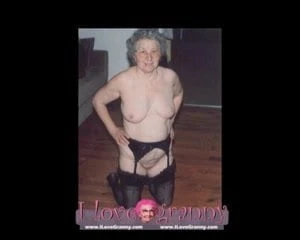 ILoveGranny Horny old ladies on the picture