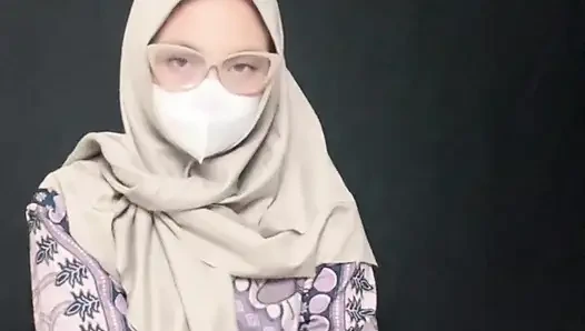 My Teacher Goes Back To School Masturbating Squirt