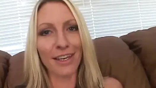 MILF Emma has a fantastic body and is eager to fuck