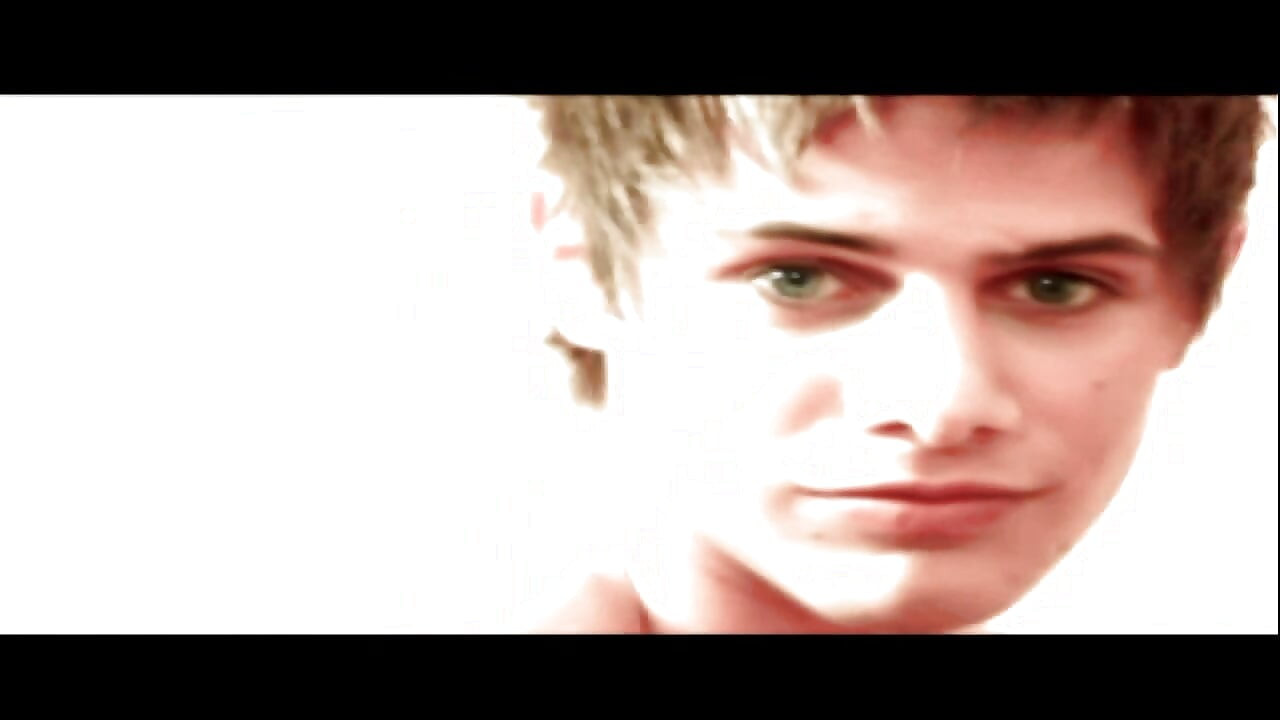 Hot Twink Threesome: 3 Guys Ravaging in Living Room Raw!