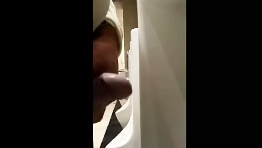 çiş ve twinks 84