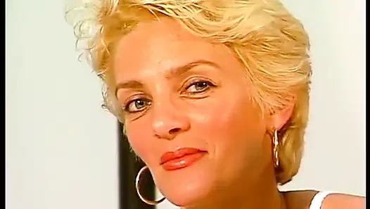 Two fabulous blonde chicks toy each other's wet pussy