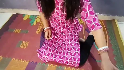 Desi village girl tight pussy outdoor sex first time sex hot beautiful indian girl sex viral mms