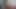 コロンビアのククタでルームメイトと一緒に座っている勃起したペニス