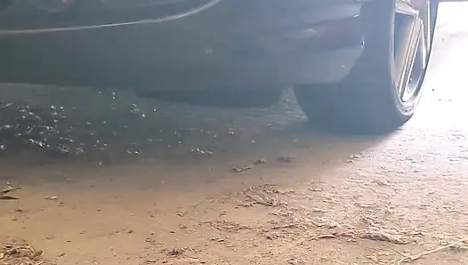 .i fast in mein auto gepinkelt