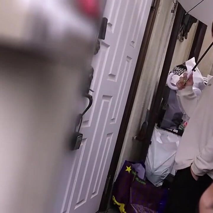 Stunning 45-year-old Single Stepmom - Gorgeous Face, Sexy Curves, Wild Squirting at Home, 3p Ends with Double Creampie