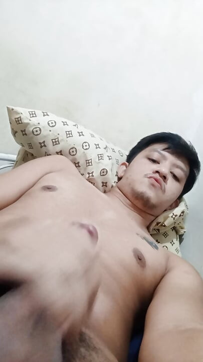 Wanking for My Stepdaddy!