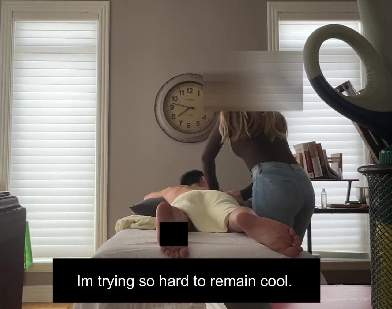 正统的frenchxrussian实习生rmt被巨大的亚洲鸡巴勾引 第一次约会