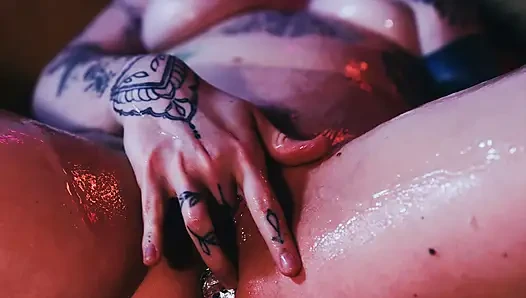 Filmische 6K-masturbation, ASmR orgasmus, gestopft &tropfnass