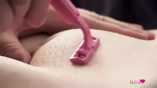 Slow-motion Romantic Pussy Shaving and Touching