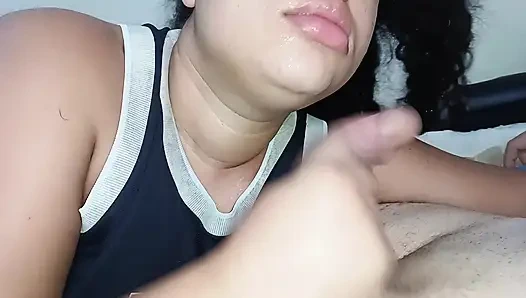 GESICHTSHAUTBEHANDLUNG MIT VIEL SPERMA