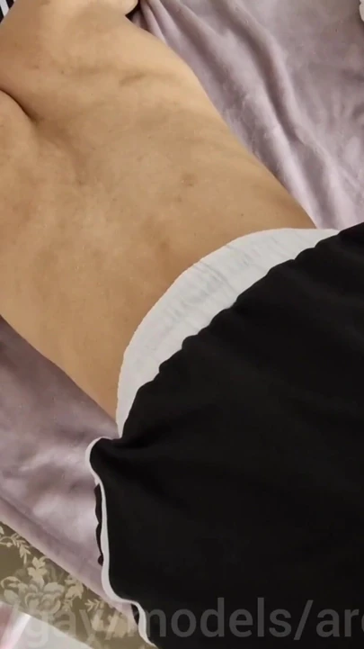 来自“mi mi mi Femboy在一个听话荡妇的洞里做爱的射精的精彩时刻！