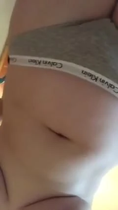 Cute 19 yo strips on Kik