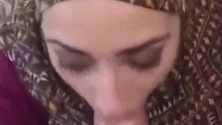 Hijab Sex Hijab lutschen Hijab Porno muslimischer Sex muslimische lutschen