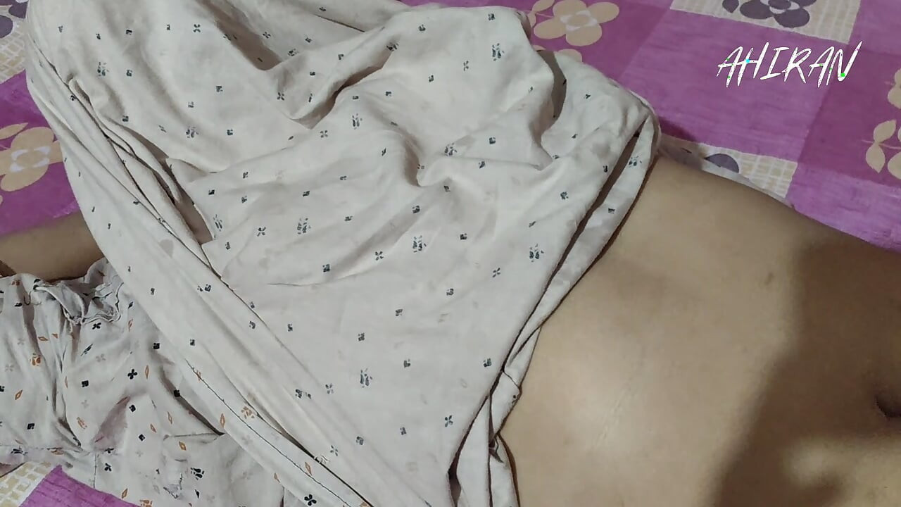 AAHANA ASS AND VULVA PUSSY CHUT HAIRY BLACK PINK REVIEW IN NIGHT.