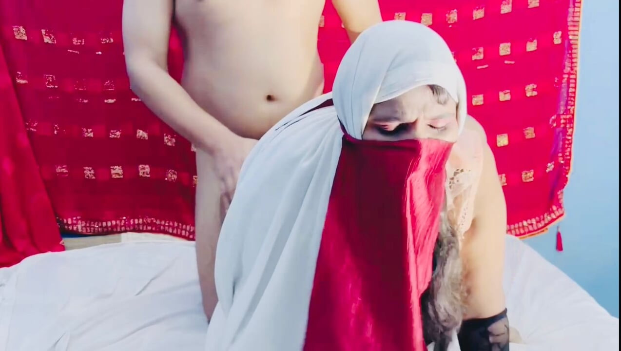 Doctor ne desi aunty ko choda, doctor ne desi bhabhi ko choda, doctor ne muslim ladki ko choda