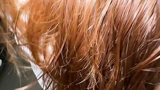 Die Frau Meines Besten Freundes Bleibt Allein Zu Hause Und Ich Gehe Zu Ihr, Sie Begrüsst Mich Mit Einem Blowjob Und Einem Ficken
