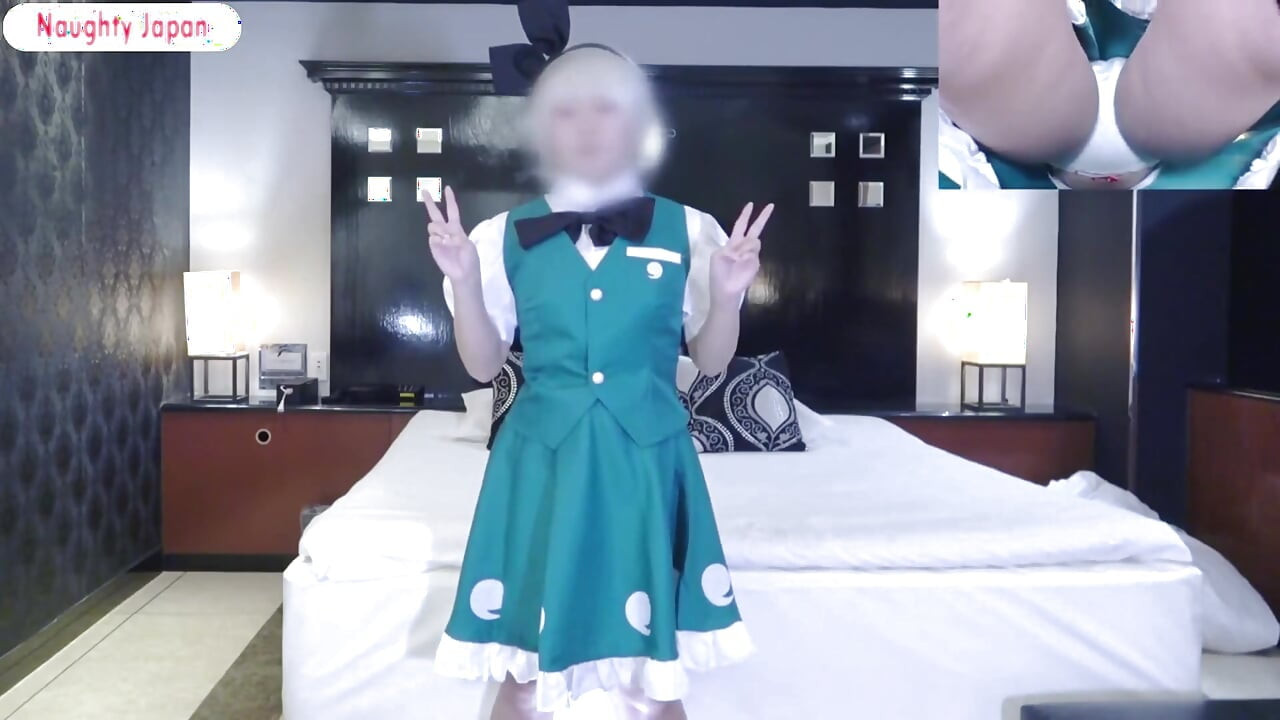 Anioł Cosplay. Cosplayer w stylu pielęgniarki przynosi zabawny i żywy występ solo w zabawnym momencie postaci - Part2