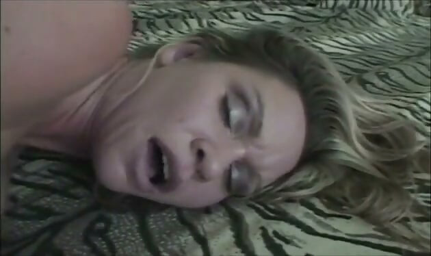 Hunter Skott deep throats a white cock then swallows