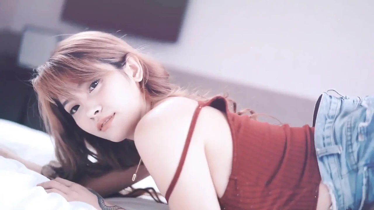 场景 #181250 - 变态熟女 n 青少年