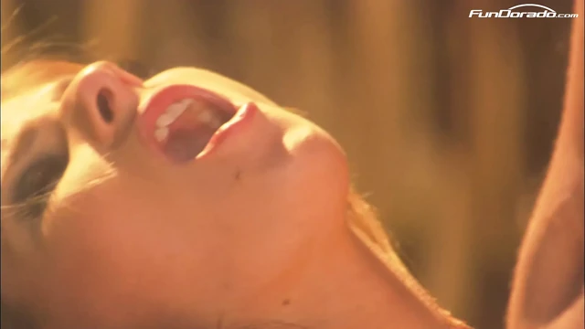 Make that Blonde slut scream!