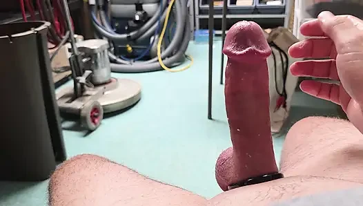 Sert mantar yarağı ile mini boşalma