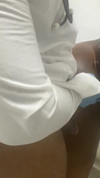 Doctor, please put it in now, says the patient | Clip 3