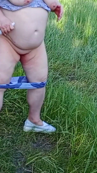 the neighbor undressed in the park and staged a public pissing | Clip 1