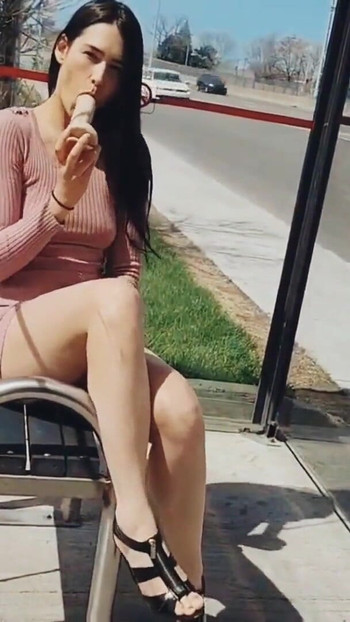 Spectacular moment from "Amateur Cumslut Pawg Naked In Public"