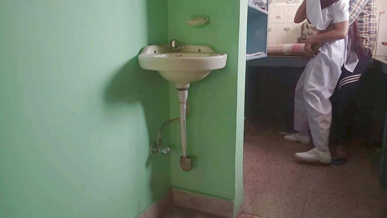 Ciasna cipka dziewica uczennica Desi Sex,Seks indyjski