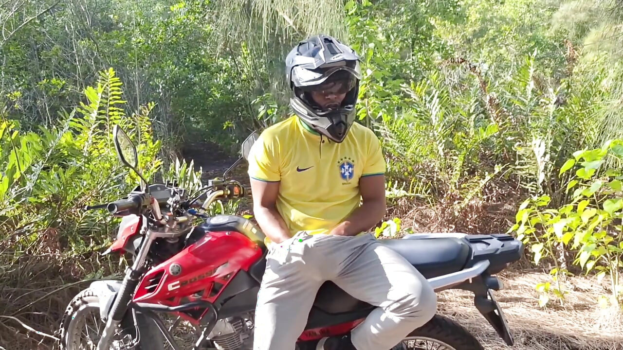 Stepfather Barbudo - the Deviation of the Motorcycle Courier Intense Sex in the Woods.